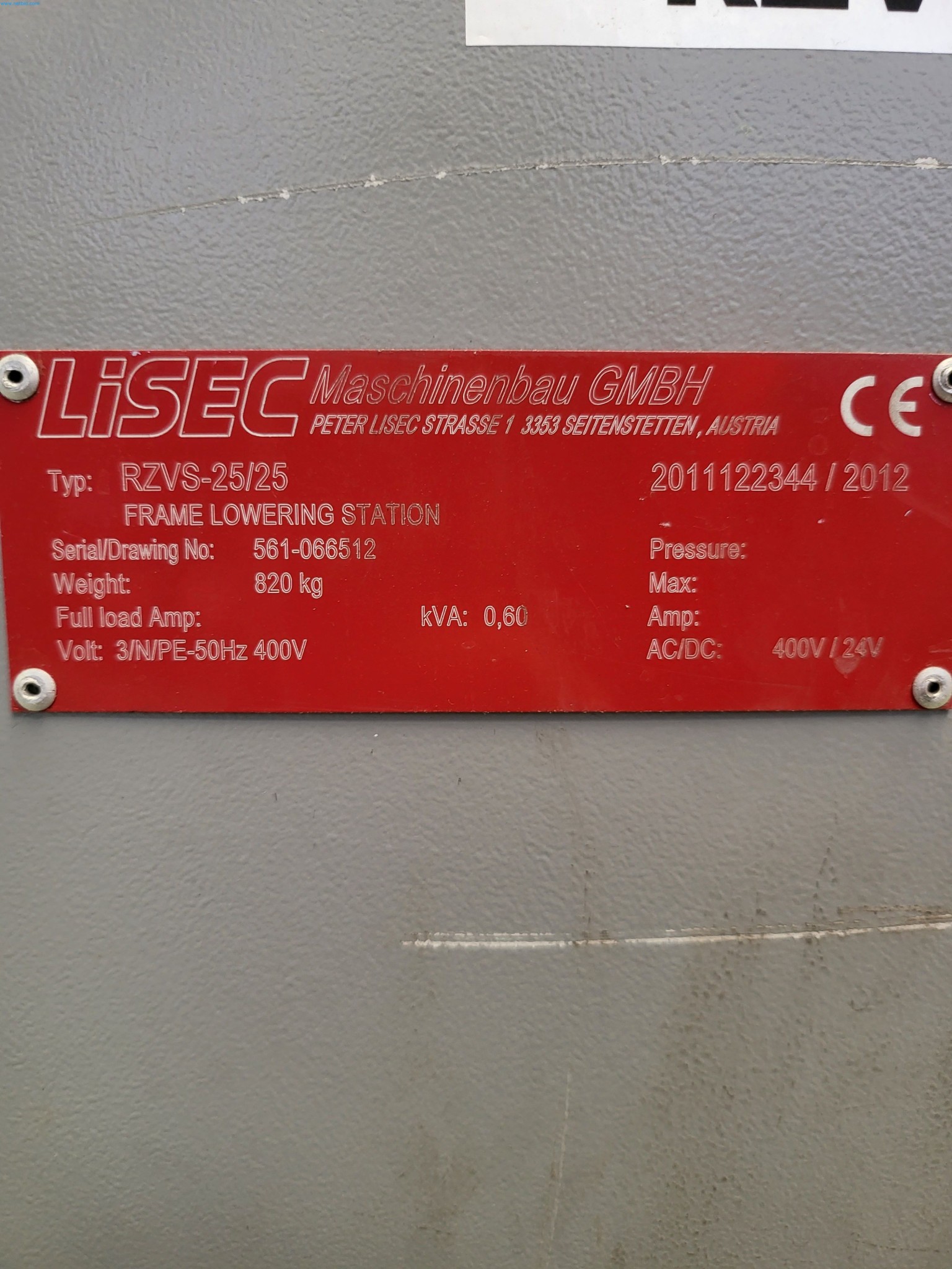 Sale of a complete warehouse of machinery for the glass industry in Spain-47