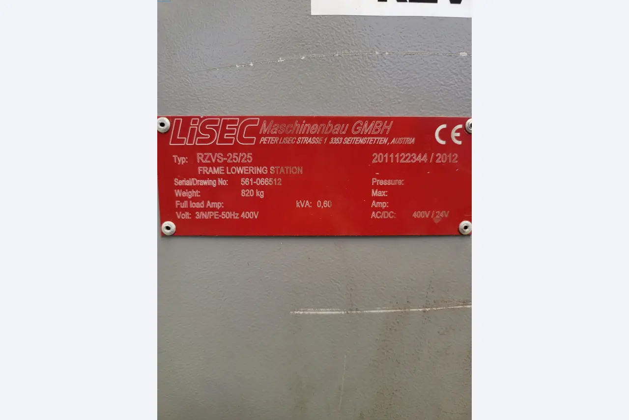 Sale of a complete warehouse of machinery for the glass industry in Spain-47