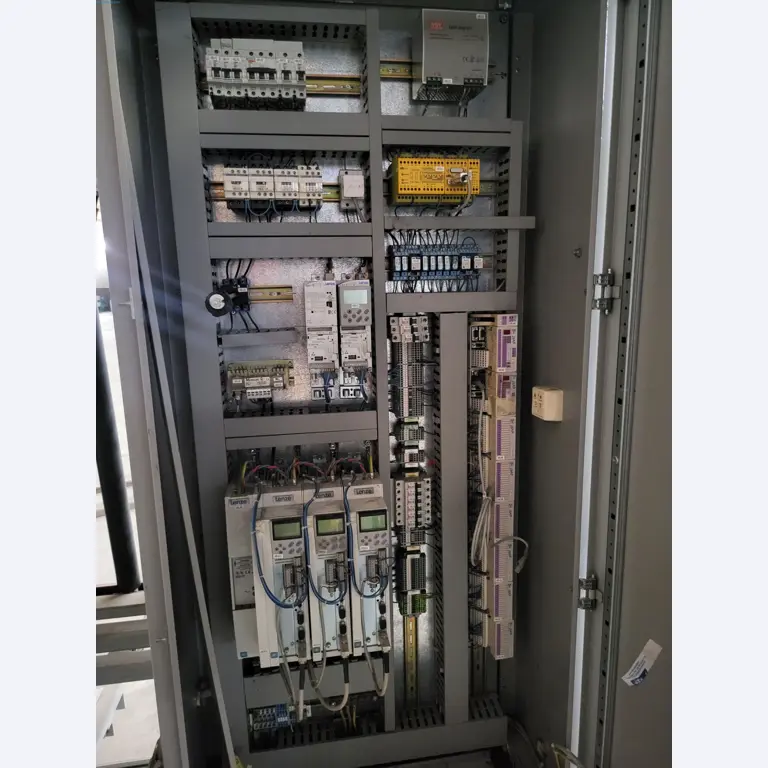 Sale of a complete warehouse of machinery for the glass industry in Spain-8