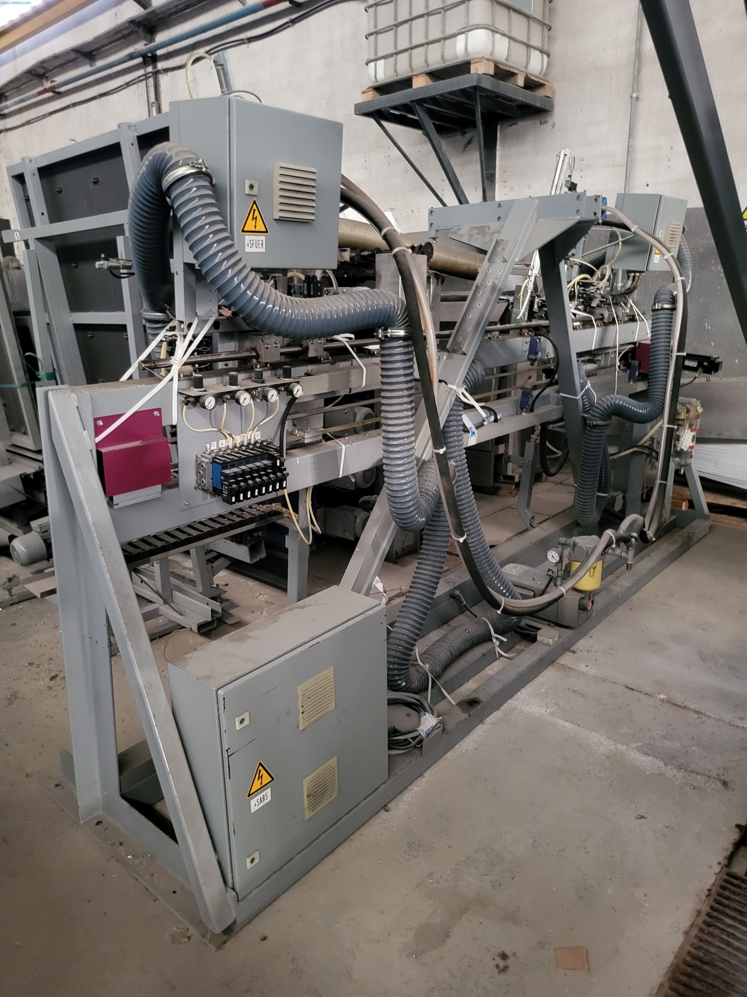 Sale of a complete warehouse of machinery for the glass industry in Spain-3