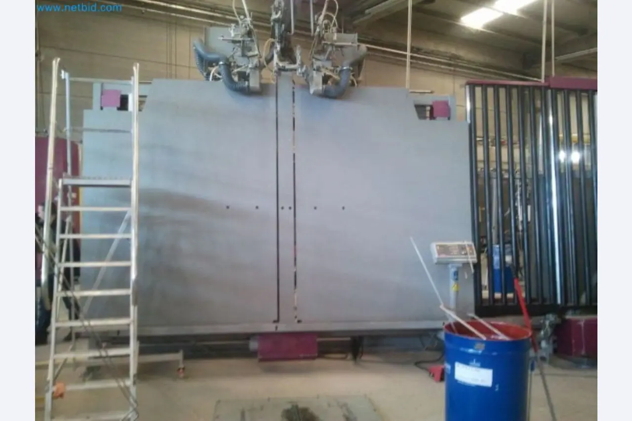 Sale of a complete warehouse of machinery for the glass industry in Spain-7