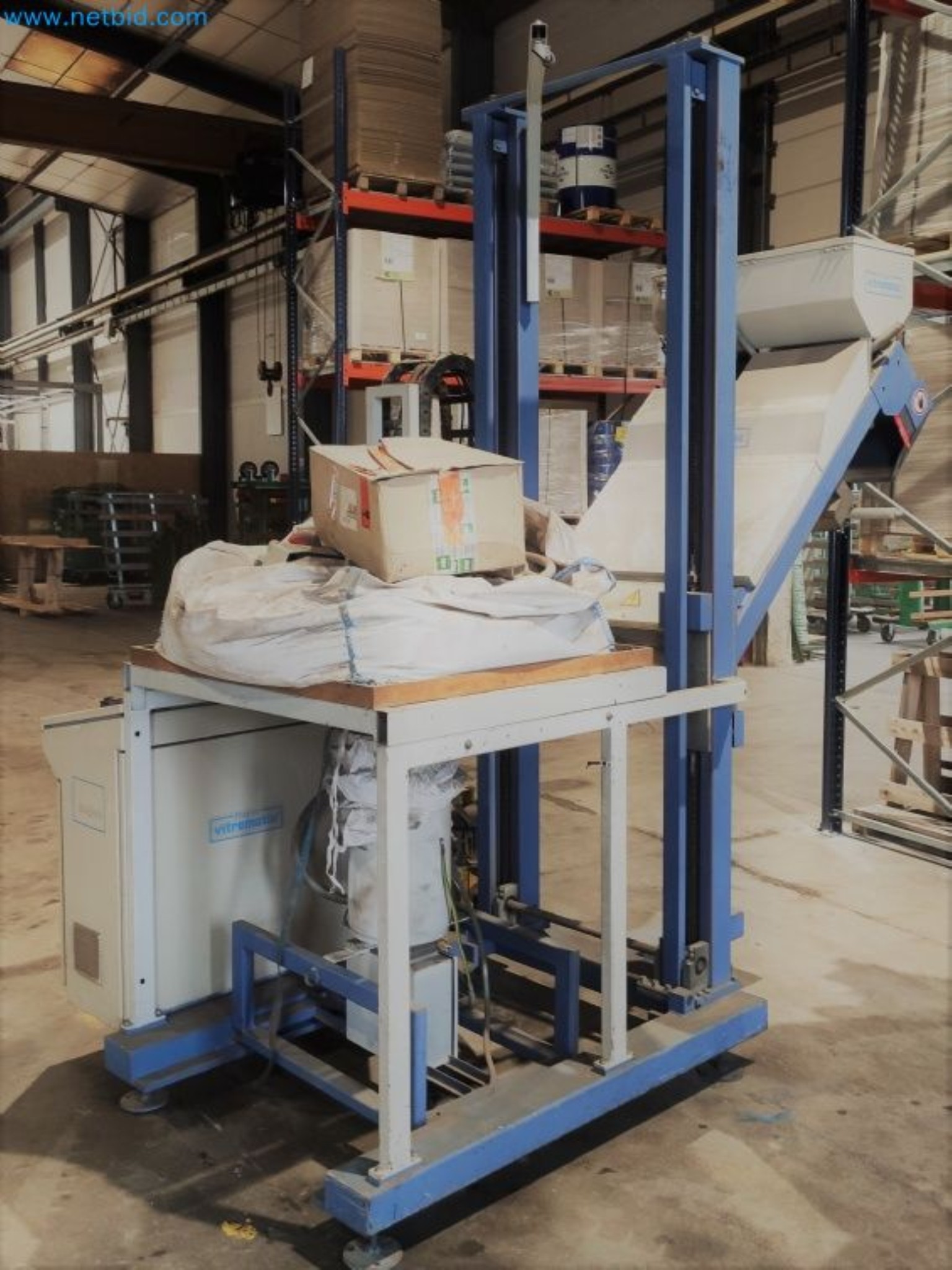 Sale of a complete warehouse of machinery for the glass industry in Spain-6