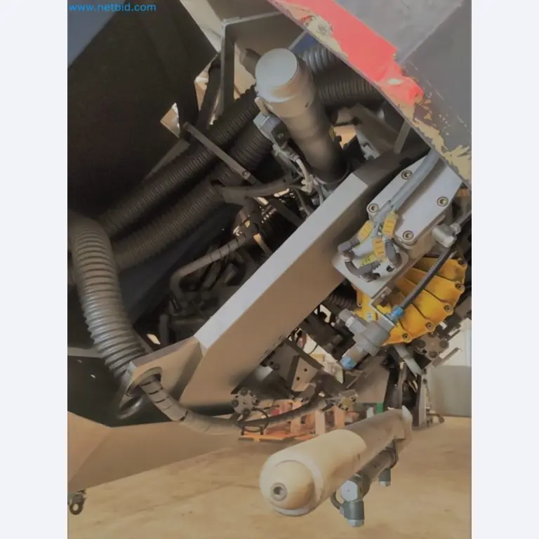 Sale of a complete warehouse of machinery for the glass industry in Spain-7