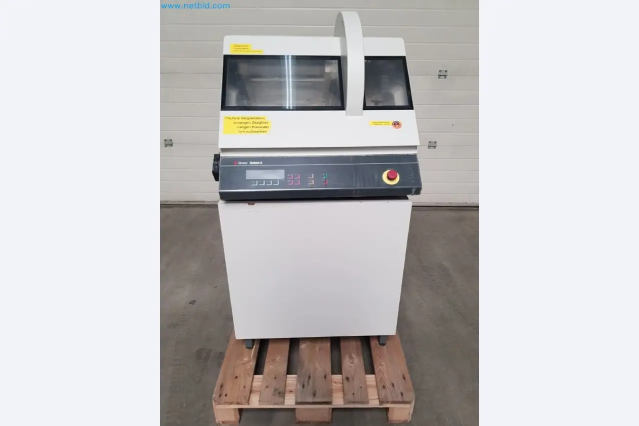 Sale of a complete warehouse of machinery for the glass industry in Spain-1