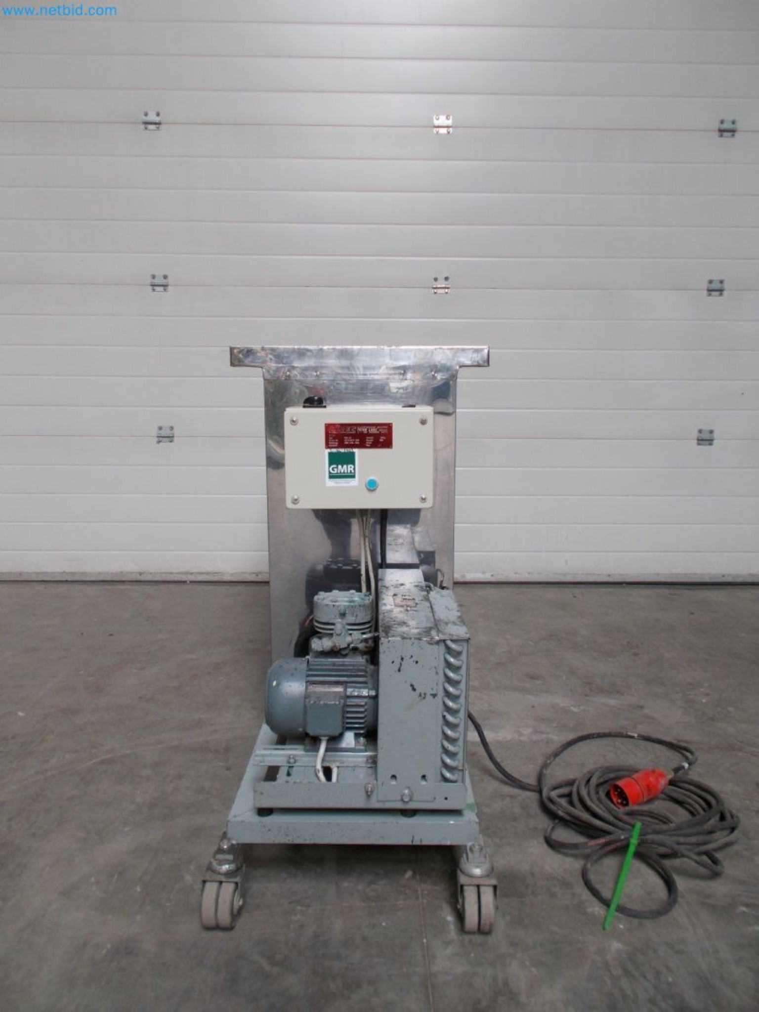 Sale of a complete warehouse of machinery for the glass industry in Spain-1