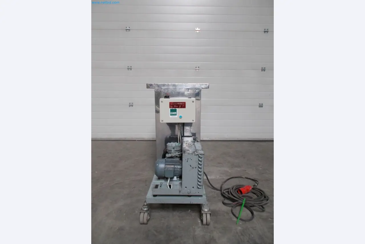 Sale of a complete warehouse of machinery for the glass industry in Spain-1