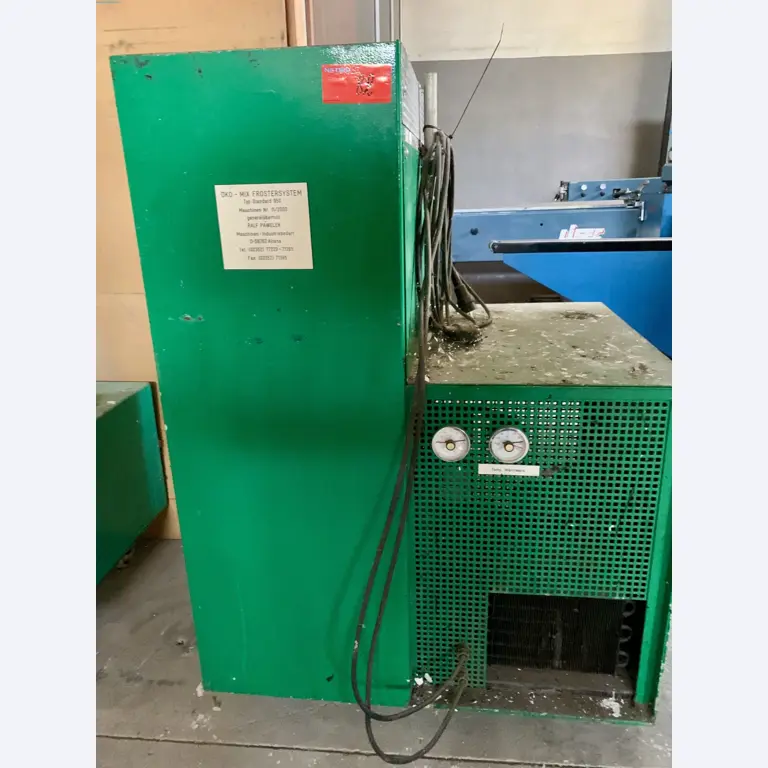 Sale of a complete warehouse of machinery for the glass industry in Spain-6