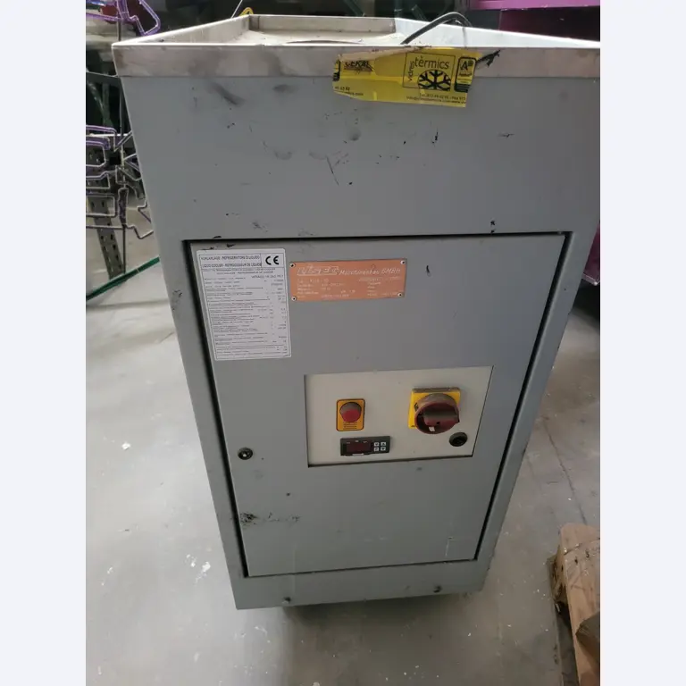 Sale of a complete warehouse of machinery for the glass industry in Spain-1