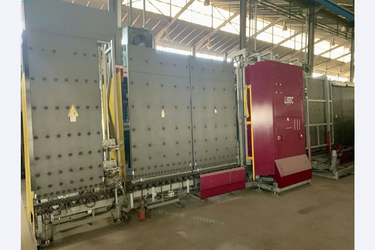 Sale of a complete warehouse of machinery for the glass industry in Spain-11