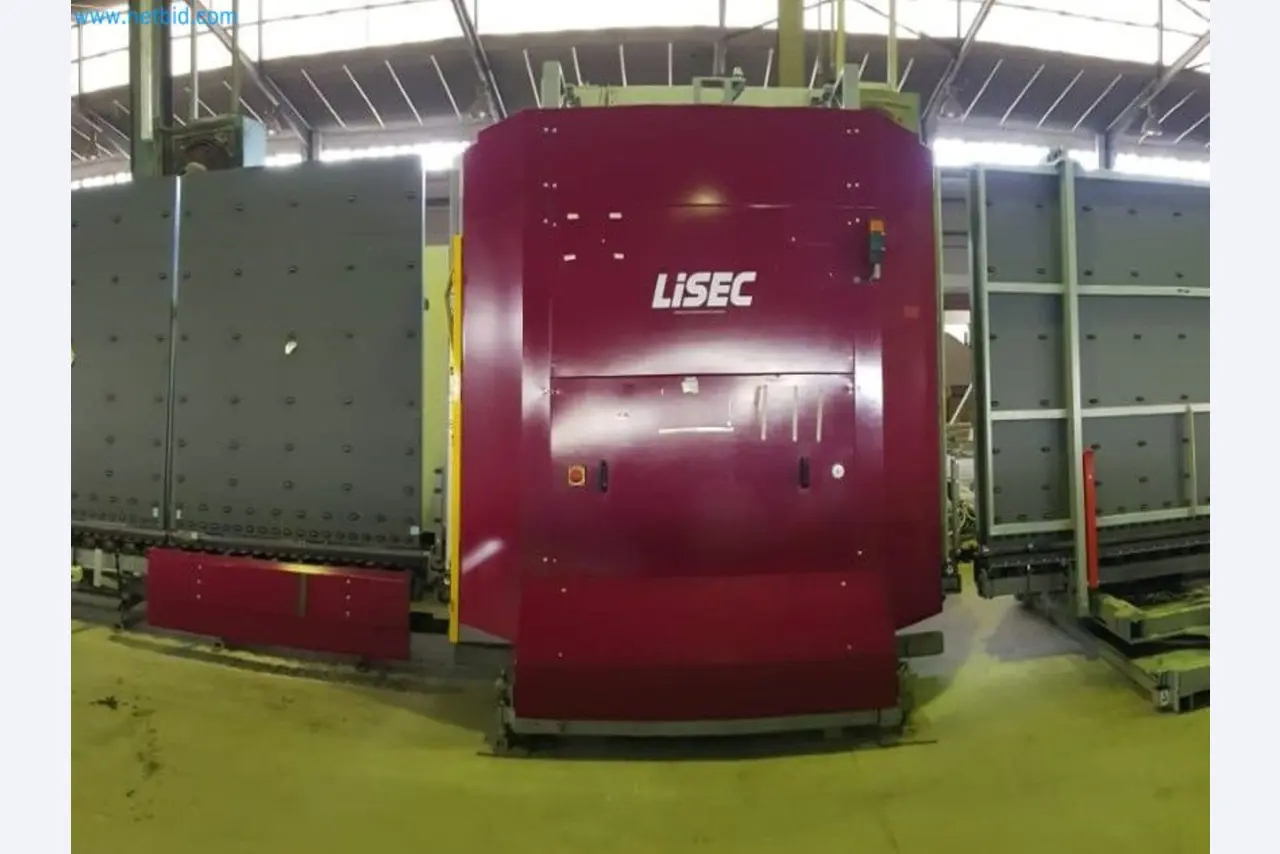 Sale of a complete warehouse of machinery for the glass industry in Spain-4