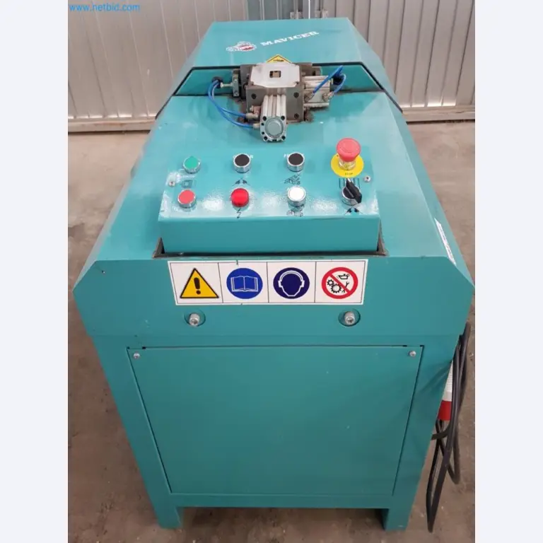 Sale of a complete warehouse of machinery for the glass industry in Spain-9