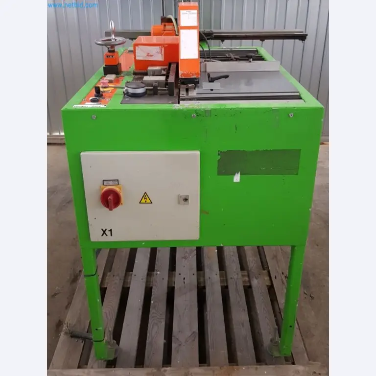 Sale of a complete warehouse of machinery for the glass industry in Spain-1