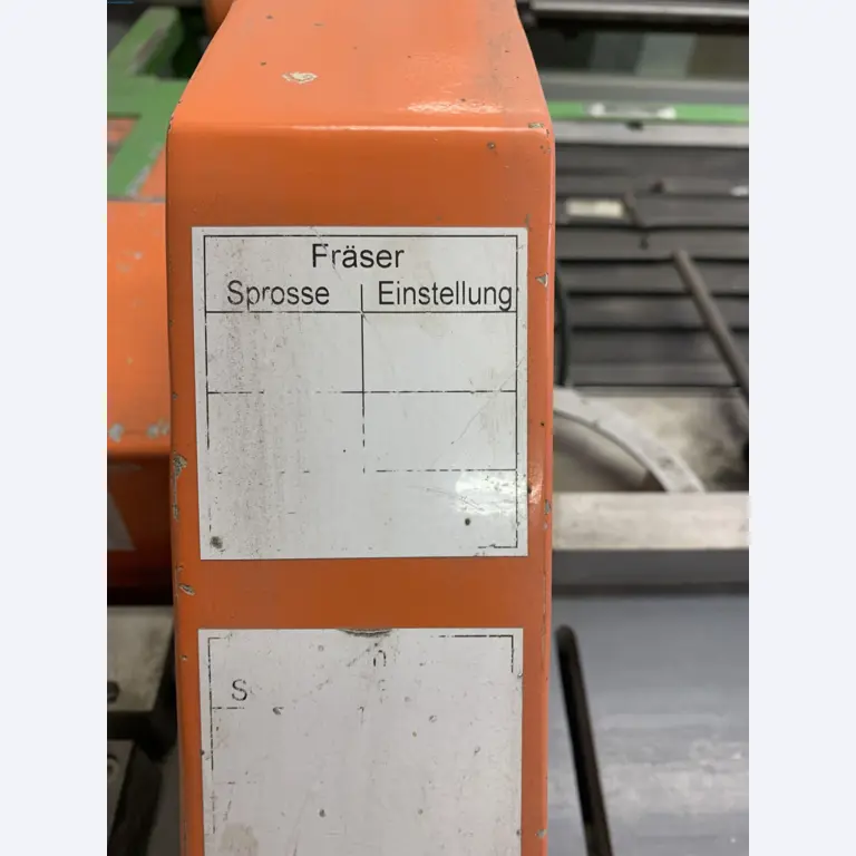 Sale of a complete warehouse of machinery for the glass industry in Spain-3