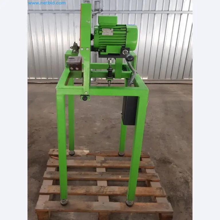 Sale of a complete warehouse of machinery for the glass industry in Spain-1