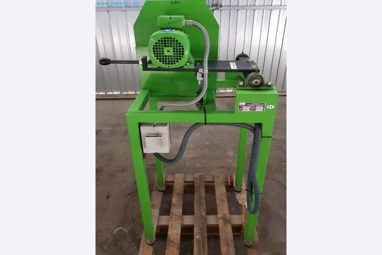 Sale of a complete warehouse of machinery for the glass industry in Spain-4