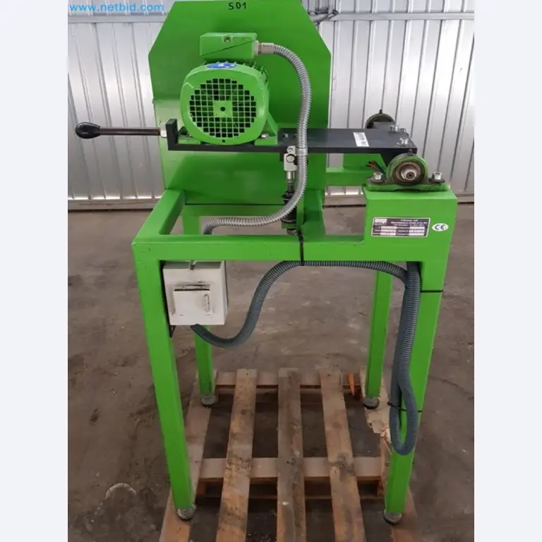 Sale of a complete warehouse of machinery for the glass industry in Spain-4