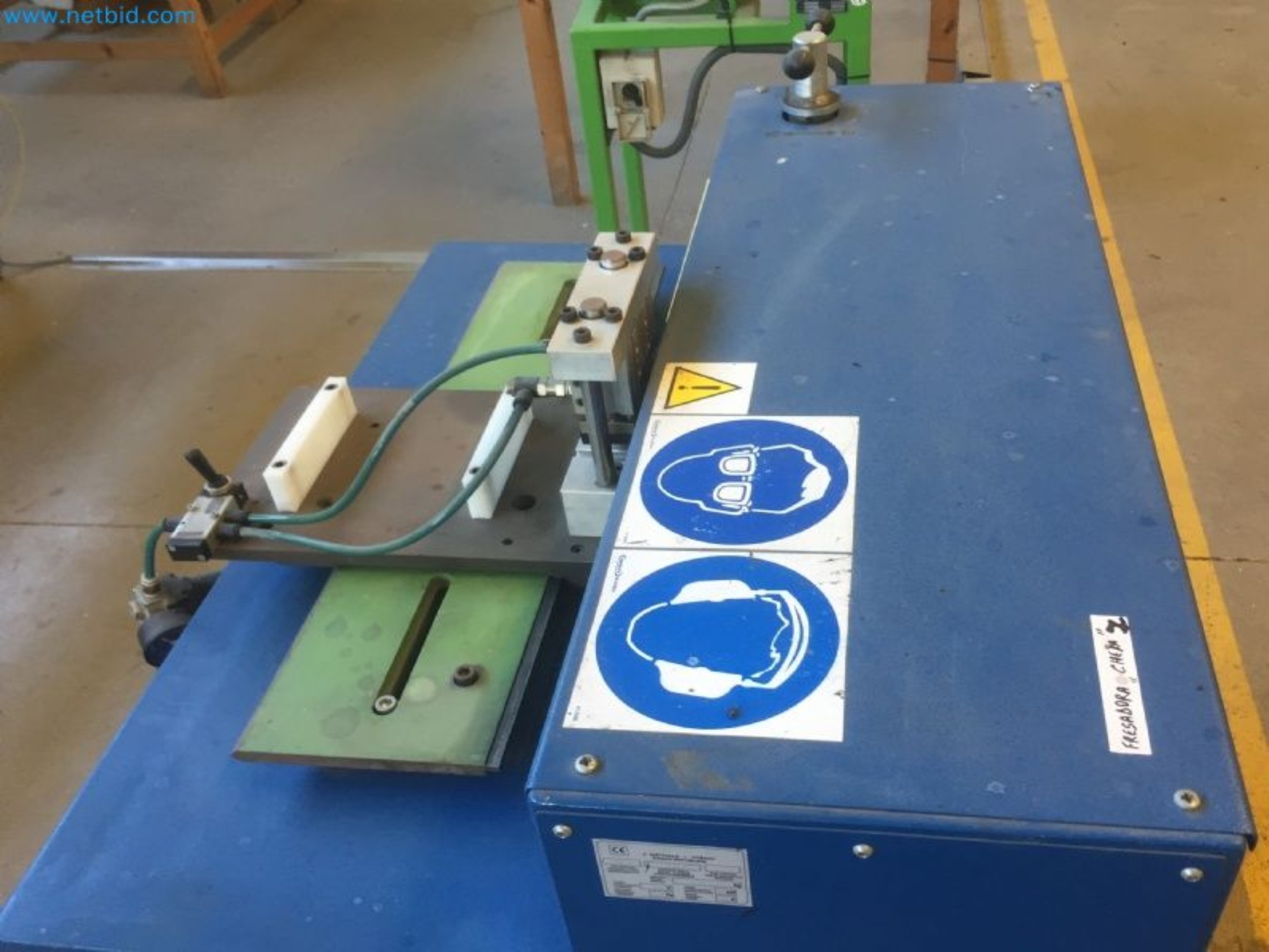 Sale of a complete warehouse of machinery for the glass industry in Spain-6