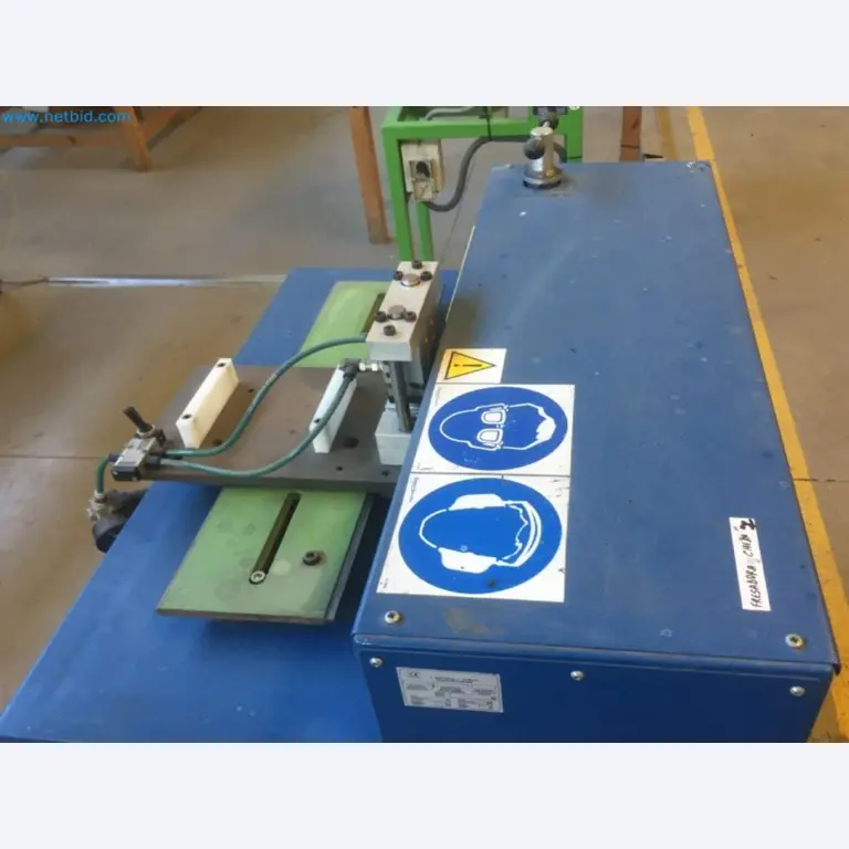 Sale of a complete warehouse of machinery for the glass industry in Spain-6