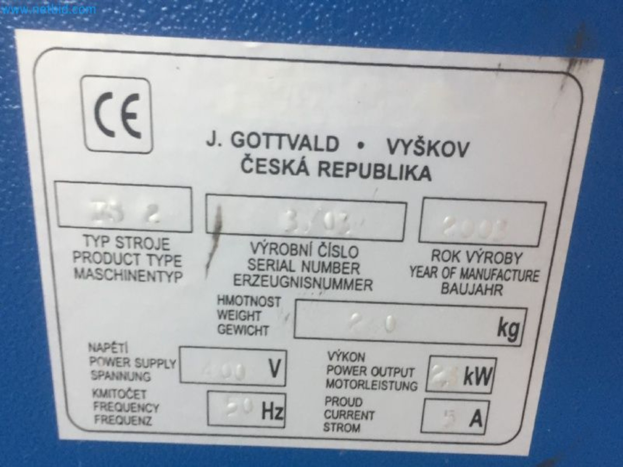 Sale of a complete warehouse of machinery for the glass industry in Spain-8