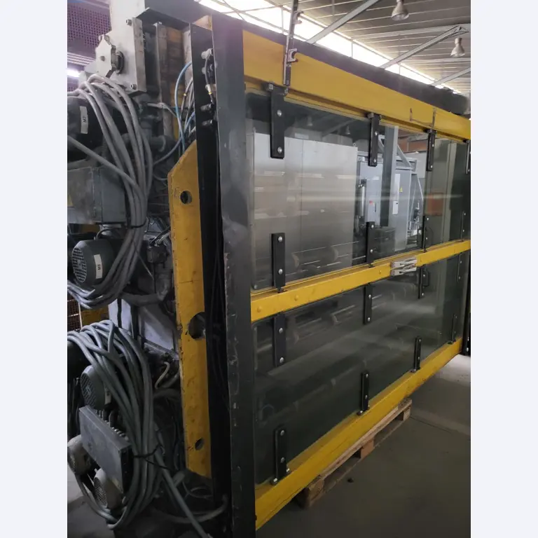 Sale of a complete warehouse of machinery for the glass industry in Spain-11