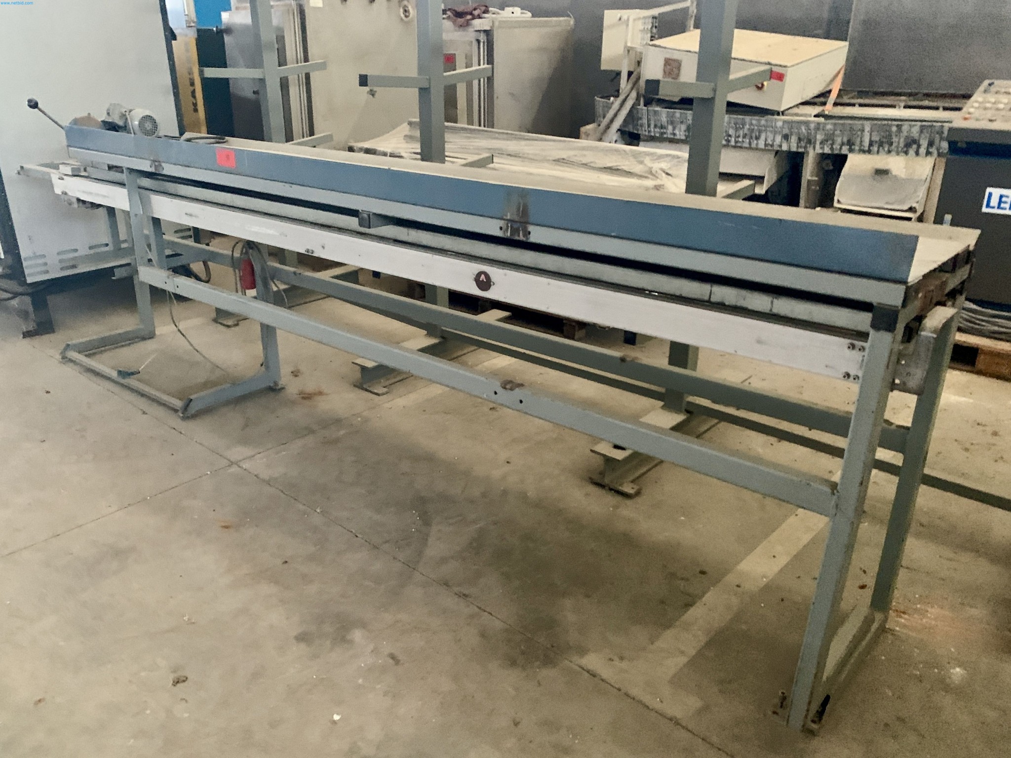 Sale of a complete warehouse of machinery for the glass industry in Spain-1