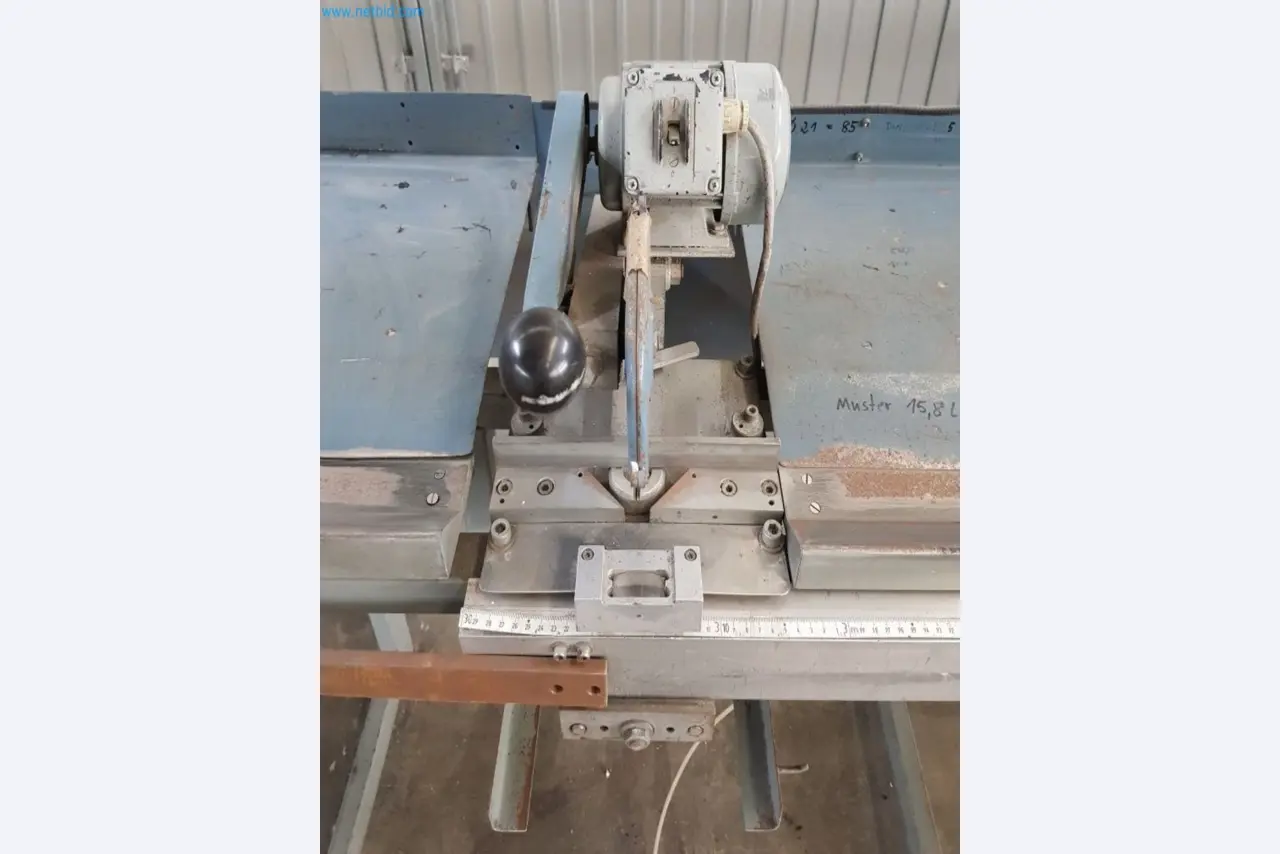 Sale of a complete warehouse of machinery for the glass industry in Spain-5