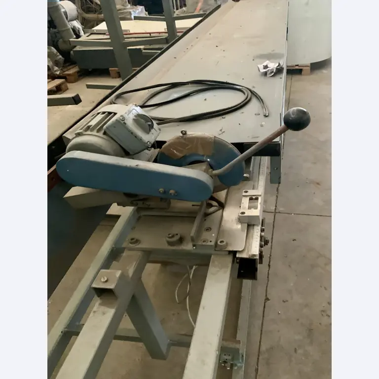 Sale of a complete warehouse of machinery for the glass industry in Spain-8