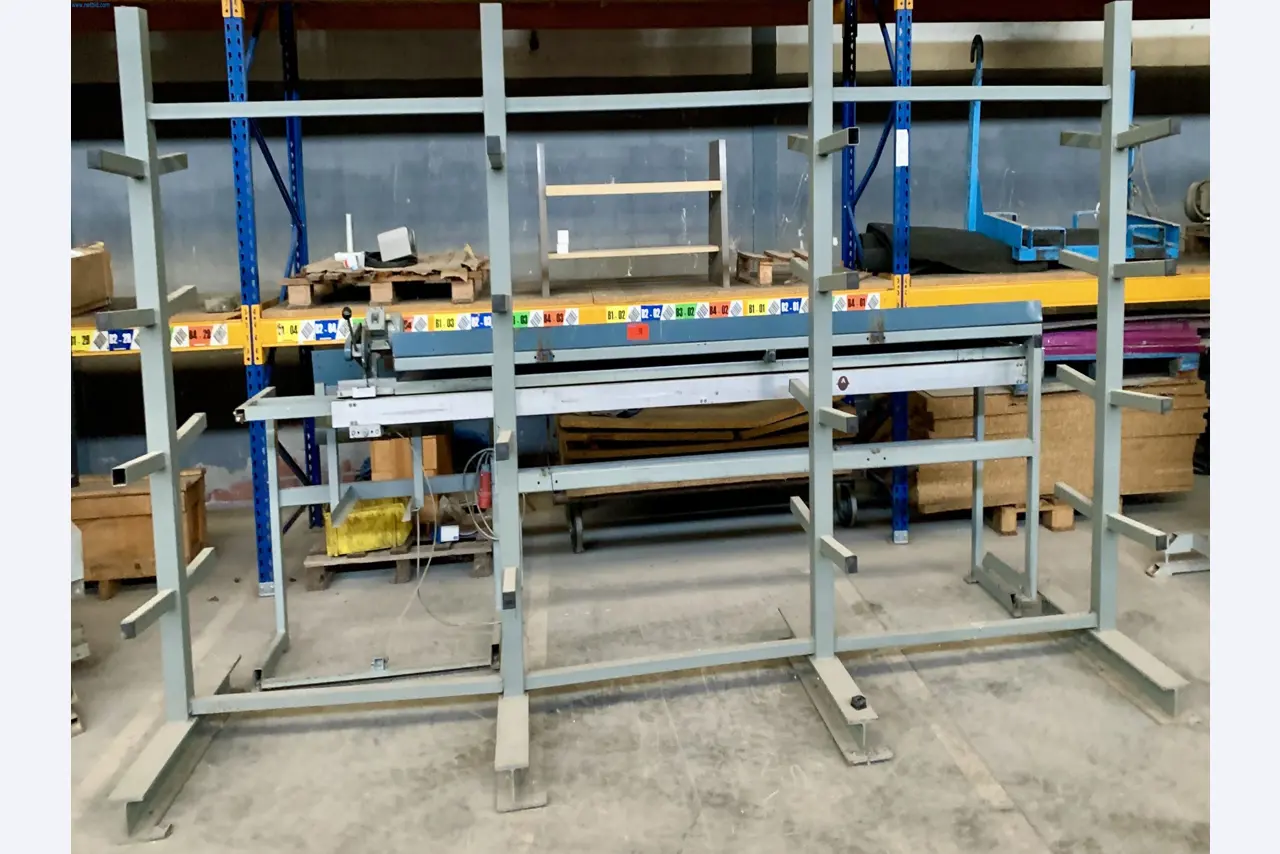 Sale of a complete warehouse of machinery for the glass industry in Spain-9