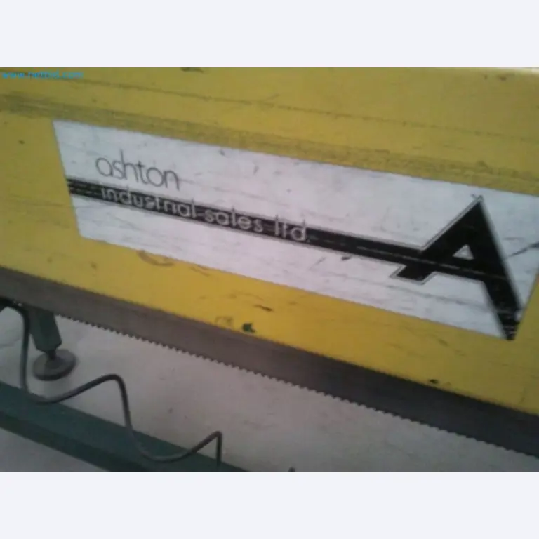 Sale of a complete warehouse of machinery for the glass industry in Spain-5