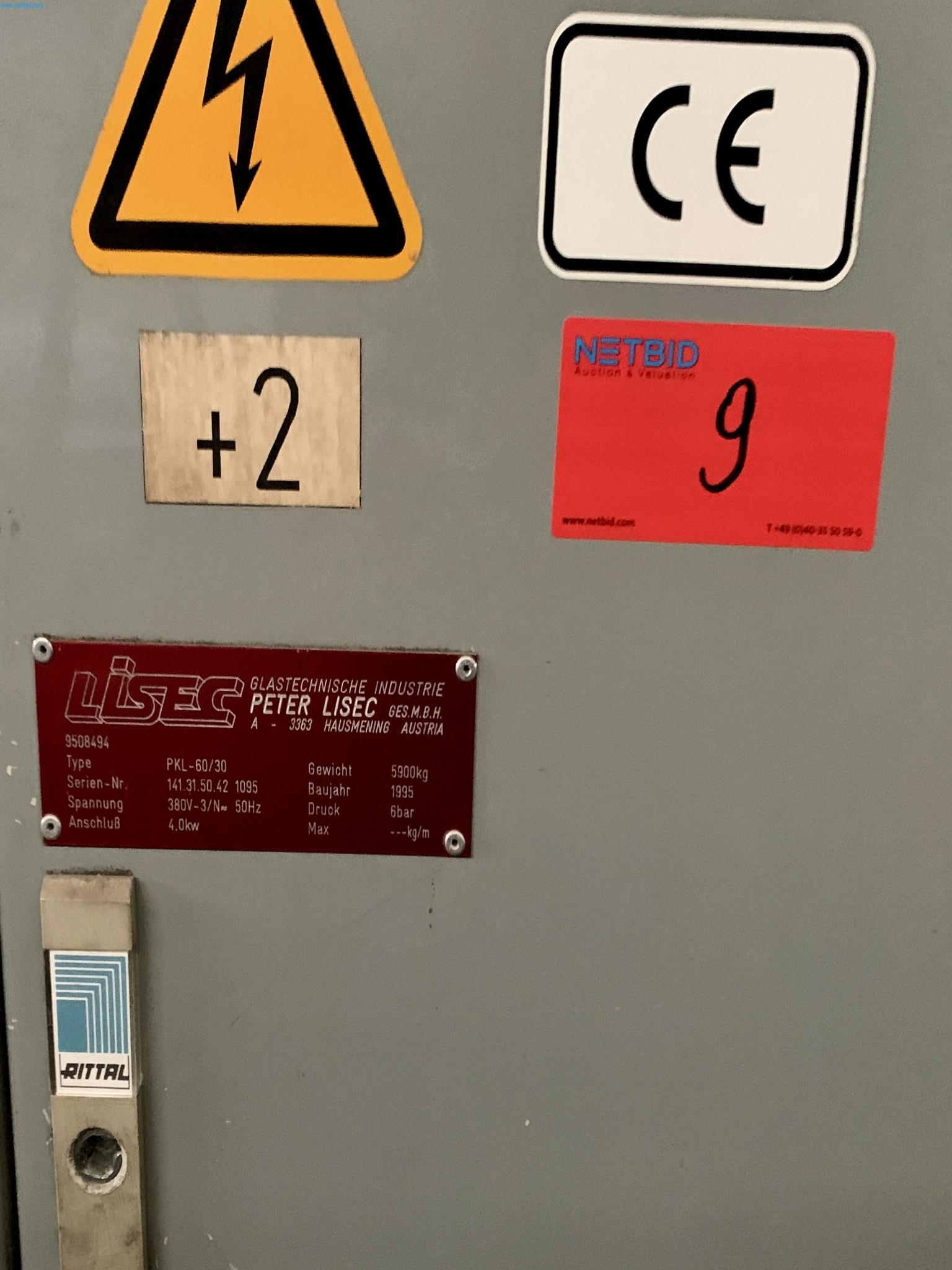 Sale of a complete warehouse of machinery for the glass industry in Spain-11