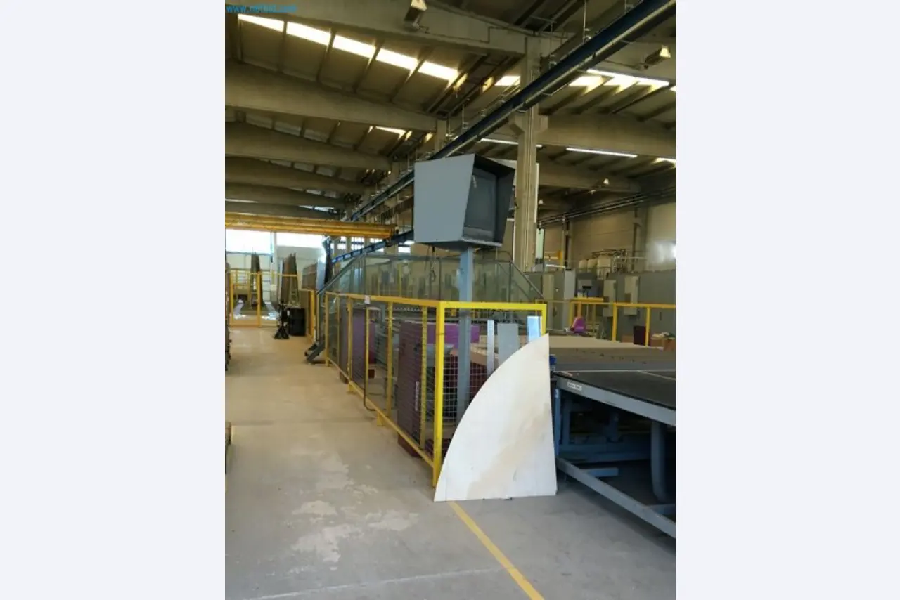 Venta de un almacén completo de maquinaria para la producción de vidrio en España-5