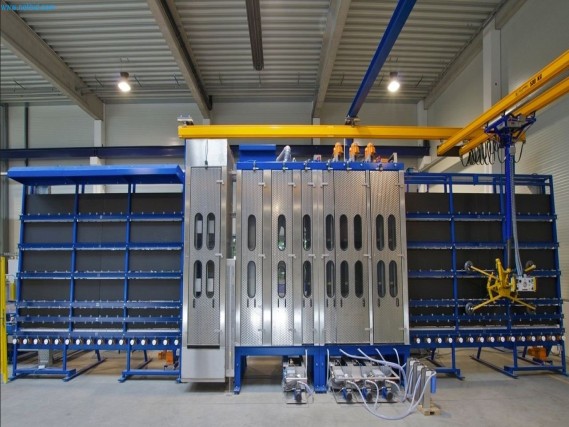 Venta de un almacén completo de maquinaria para la producción de vidrio en España-7