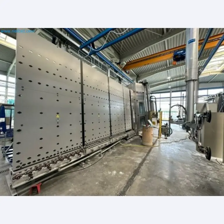 Venta de un almacén completo de maquinaria para la producción de vidrio en España-8