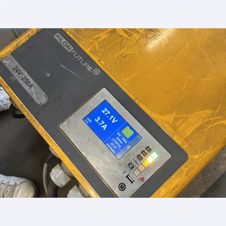 Two Jungheinrich forklifts-7