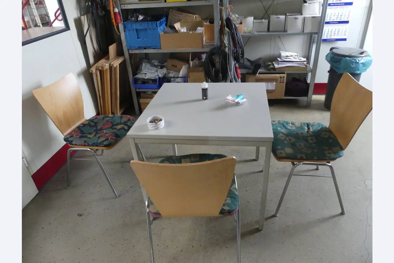 Maschinen und Betriebsausstattung eines Maschinenbauunternehmens-1