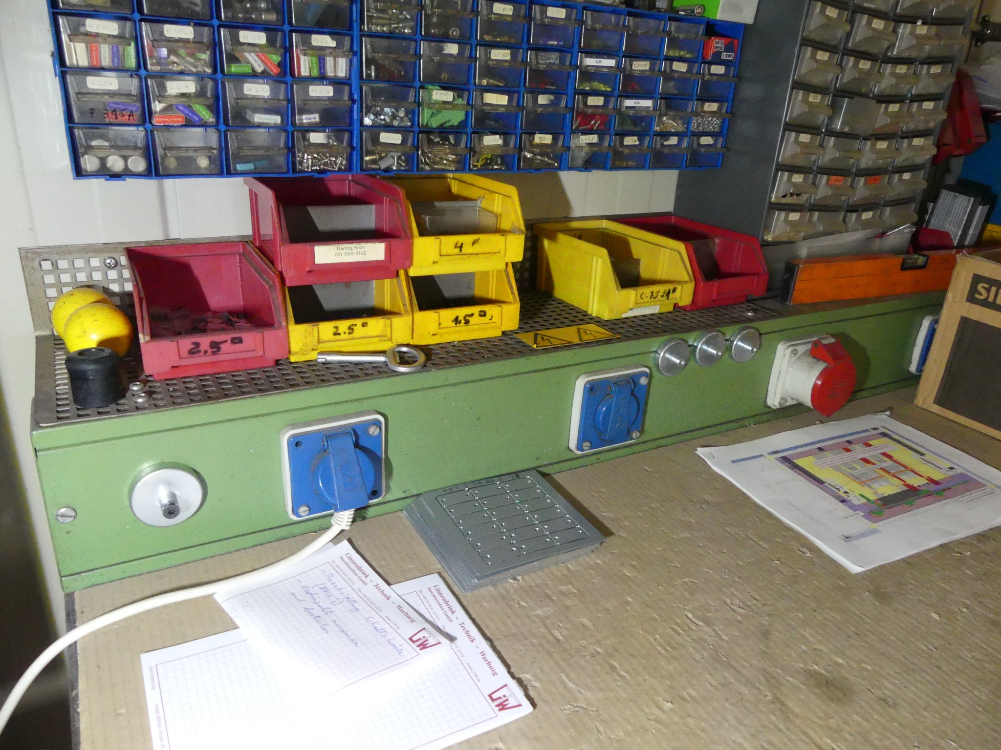 Maschinen und Betriebsausstattung eines Maschinenbauunternehmens-4