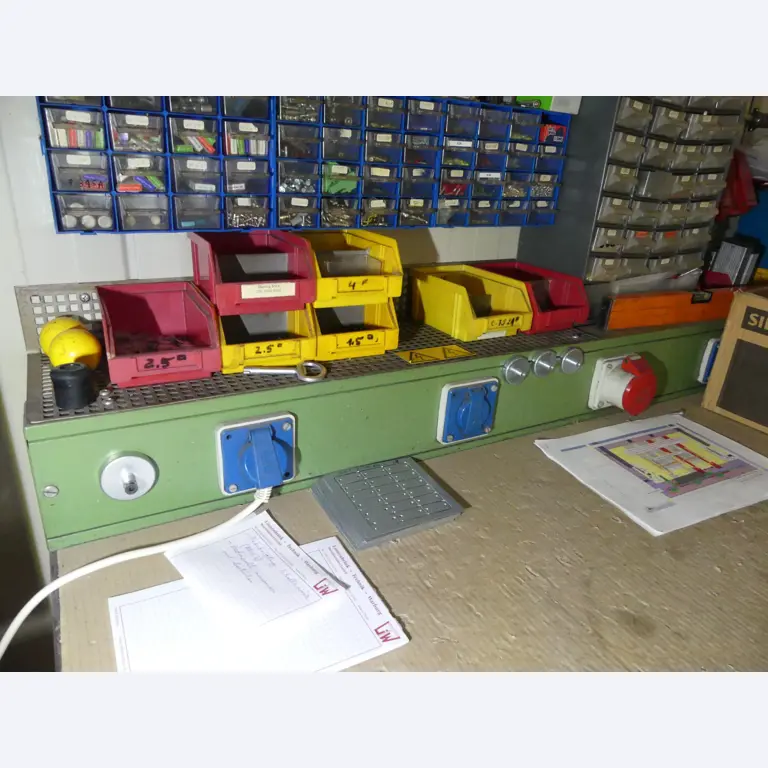 Maschinen und Betriebsausstattung eines Maschinenbauunternehmens-4