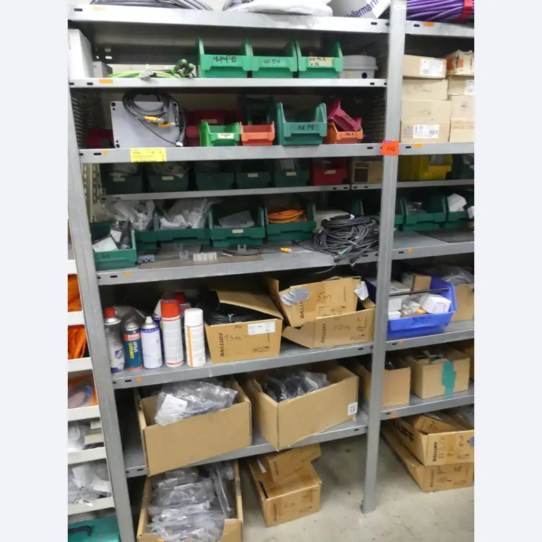 Maschinen und Betriebsausstattung eines Maschinenbauunternehmens-1