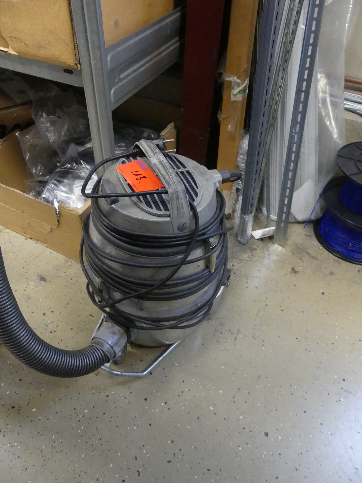 Maschinen und Betriebsausstattung eines Maschinenbauunternehmens-1