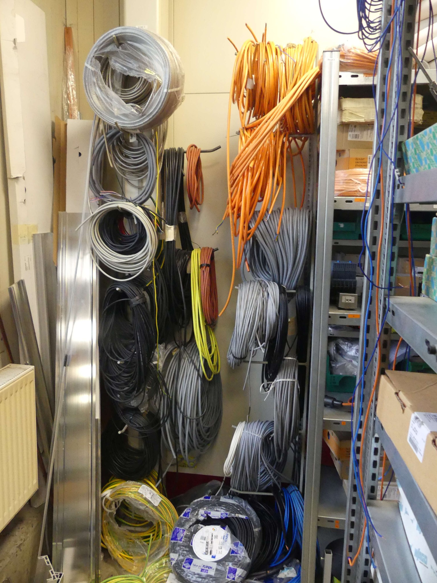 Maschinen und Betriebsausstattung eines Maschinenbauunternehmens-4