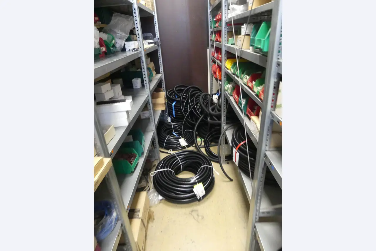 Maschinen und Betriebsausstattung eines Maschinenbauunternehmens-6