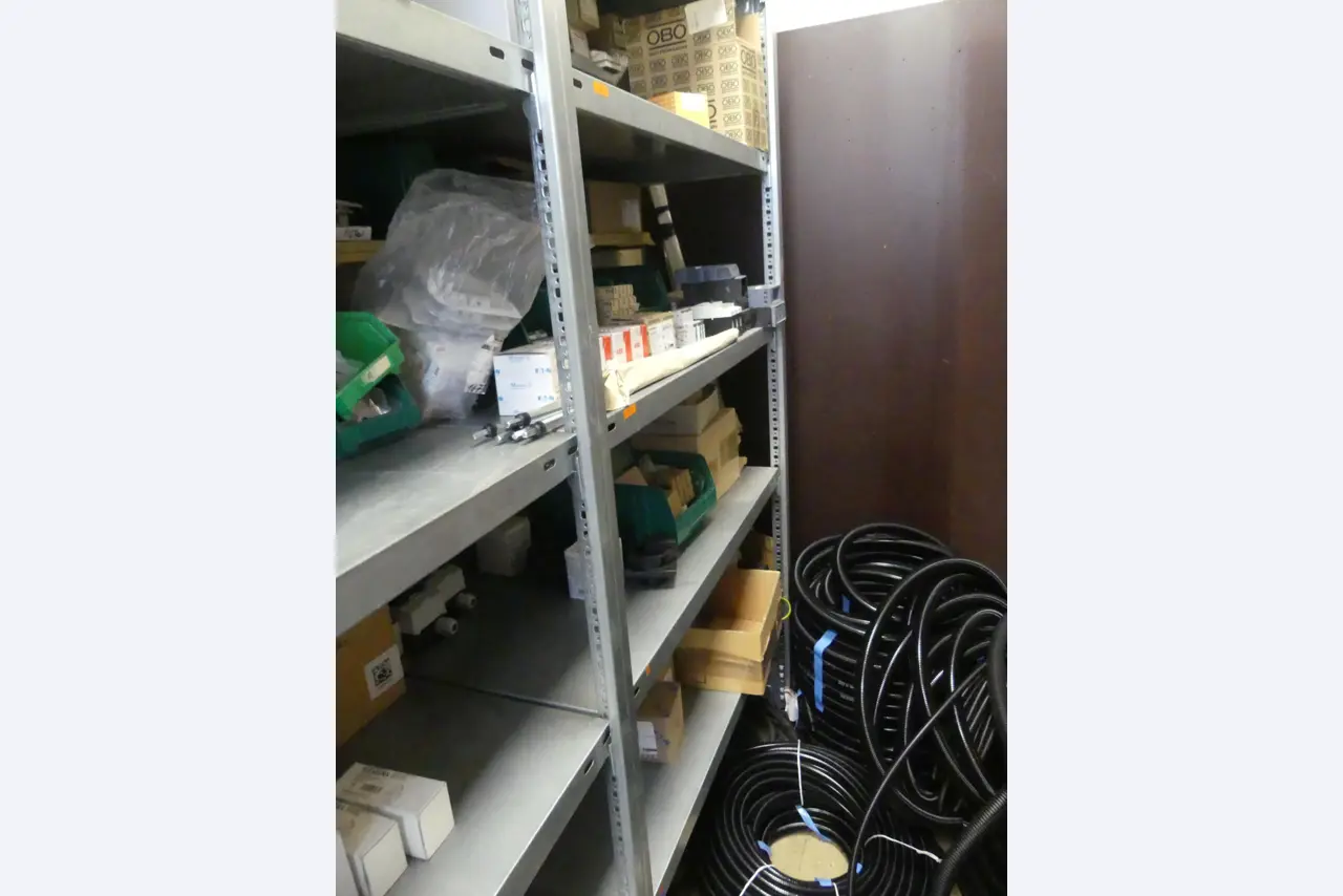 Maschinen und Betriebsausstattung eines Maschinenbauunternehmens-8