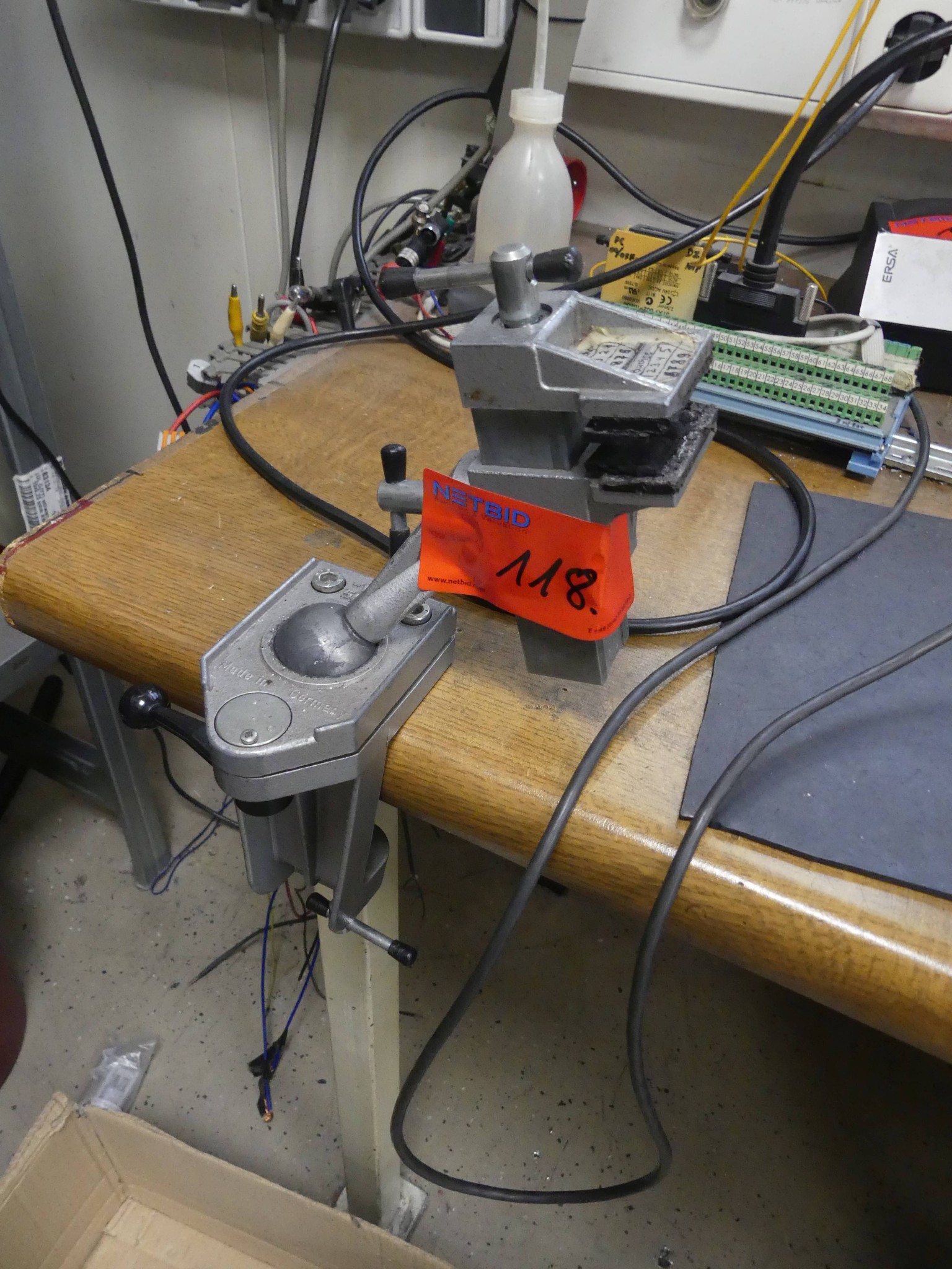 Maschinen und Betriebsausstattung eines Maschinenbauunternehmens-1