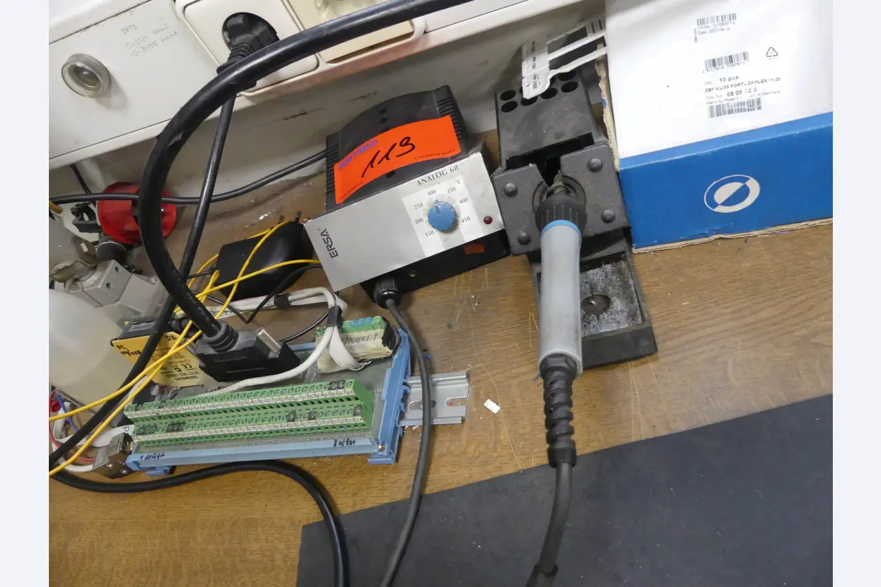 Maschinen und Betriebsausstattung eines Maschinenbauunternehmens-1