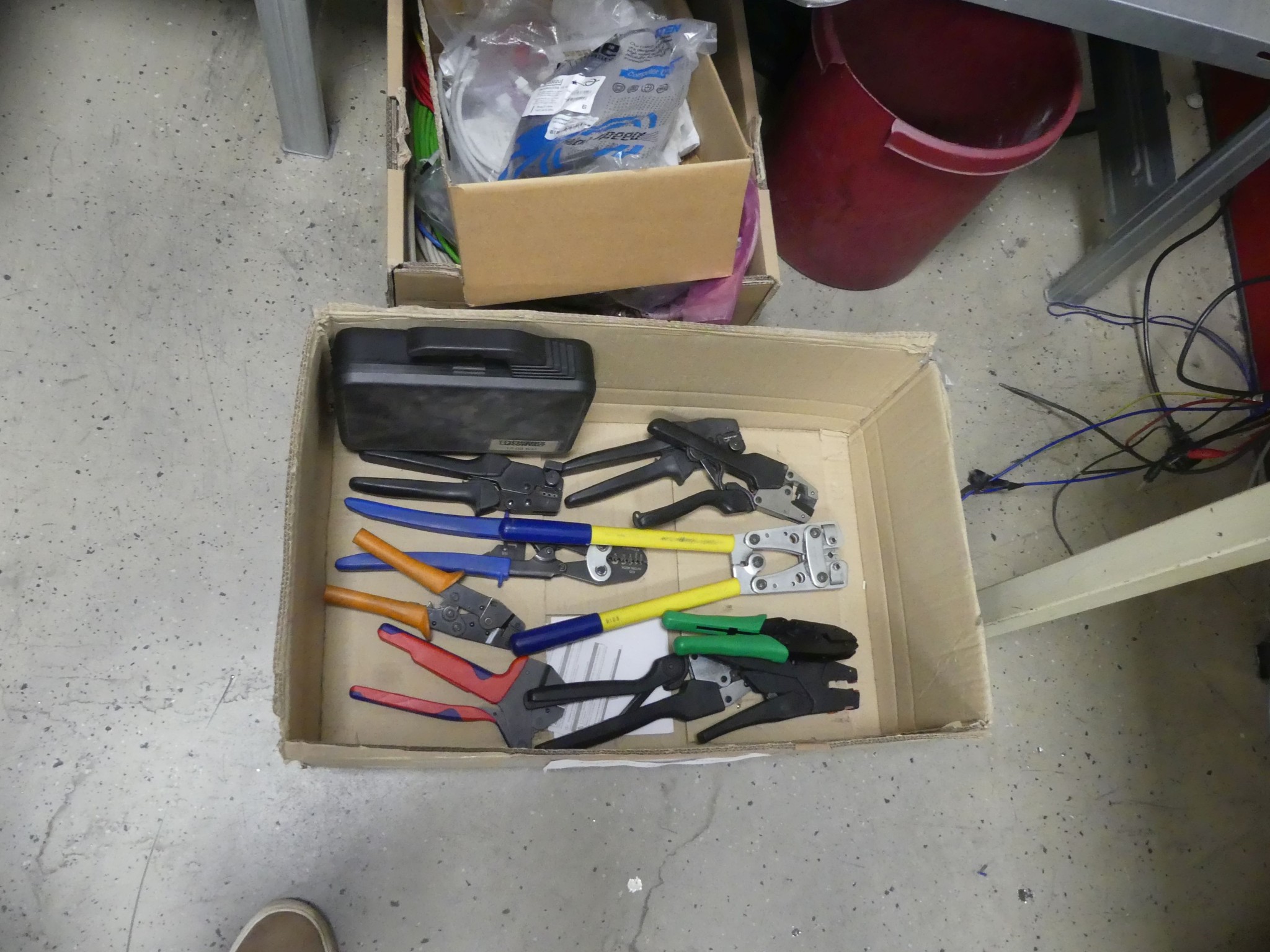 Maschinen und Betriebsausstattung eines Maschinenbauunternehmens-1