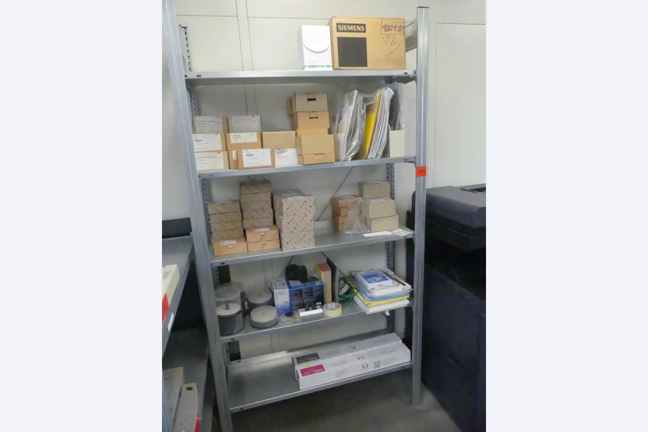 Maschinen und Betriebsausstattung eines Maschinenbauunternehmens-1