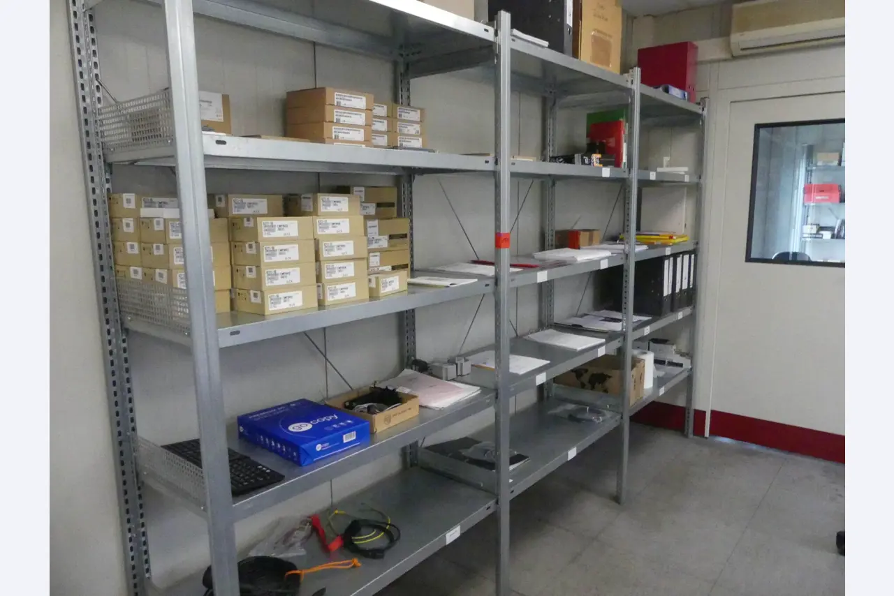 Maschinen und Betriebsausstattung eines Maschinenbauunternehmens-1