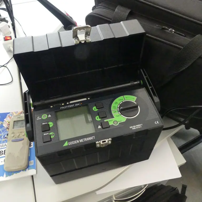 VDE-Tester Gossen Metrawatt Profitest 204 +