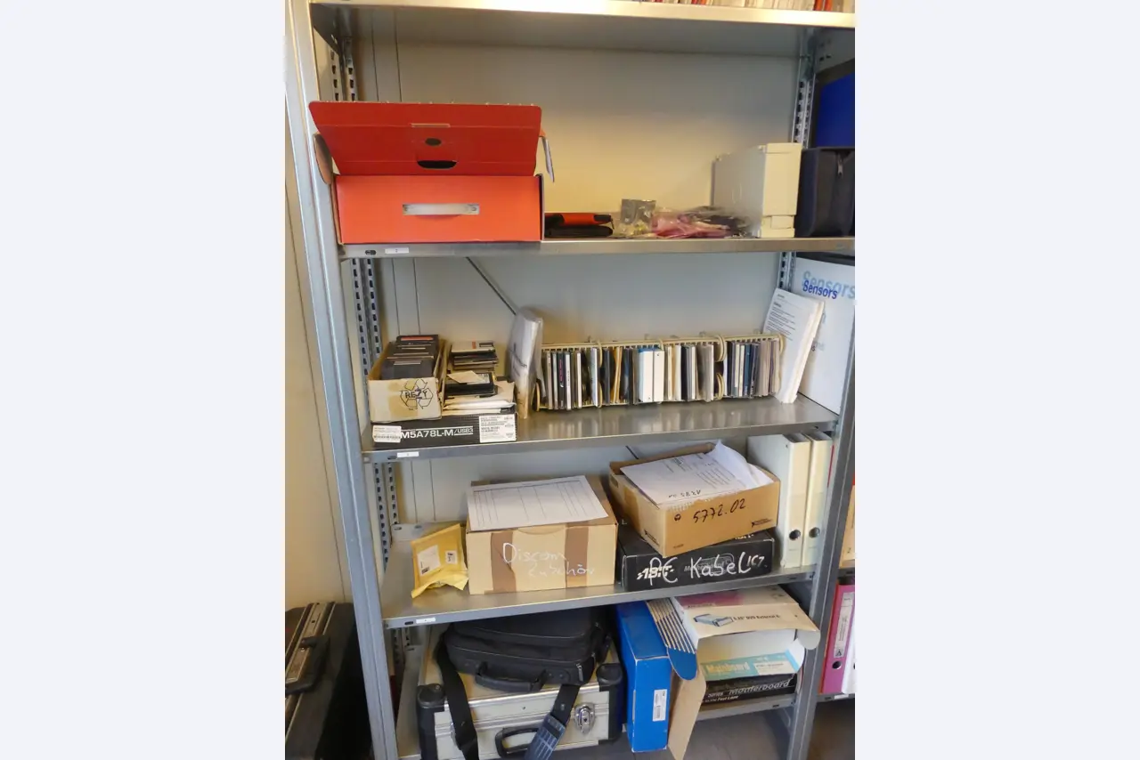 Maschinen und Betriebsausstattung eines Maschinenbauunternehmens-1