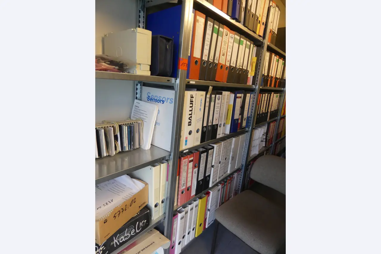 Maschinen und Betriebsausstattung eines Maschinenbauunternehmens-2